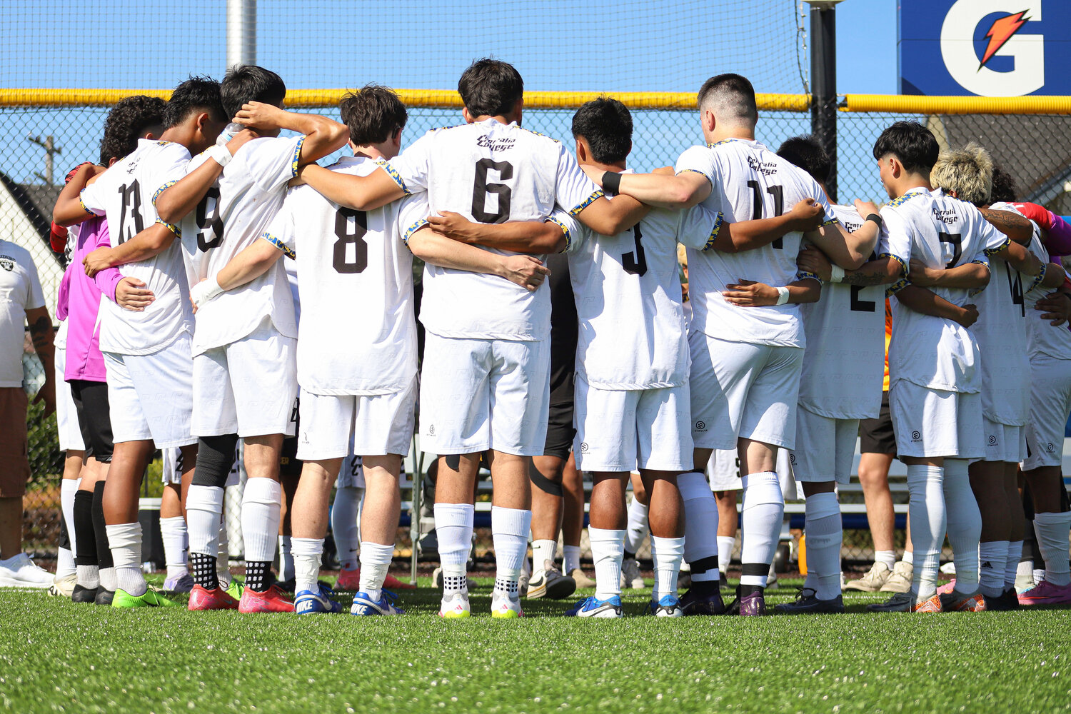 CC Soccer Snaps Streak With Clipper Draw
