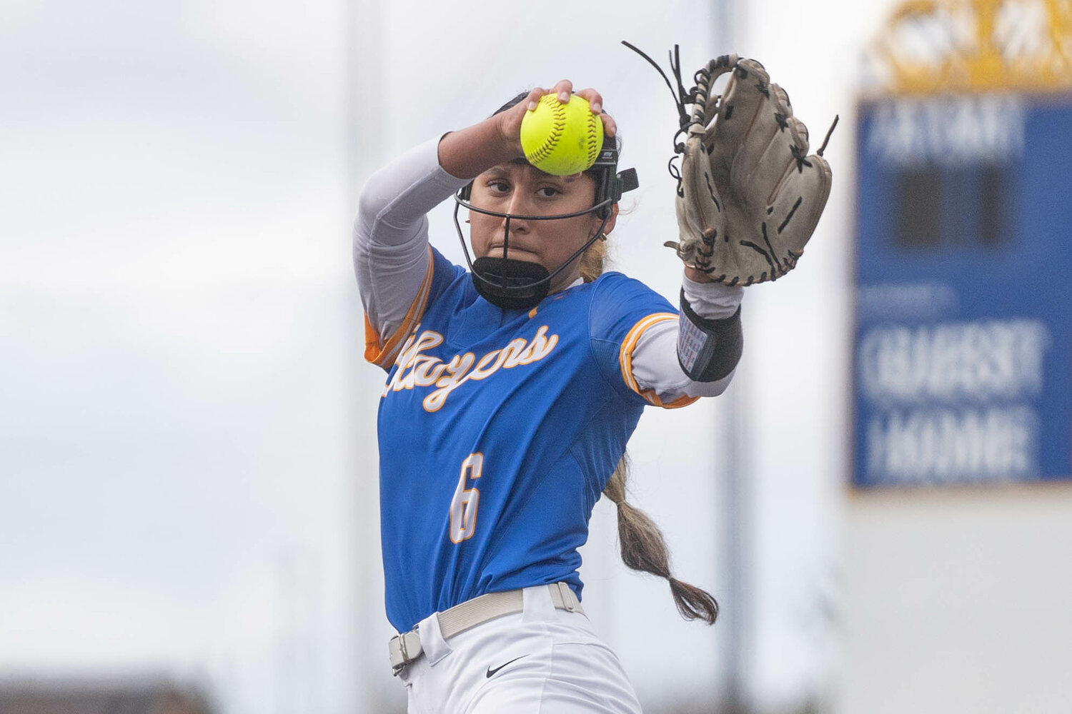 Softball picks up season-opening sweep of Pierce